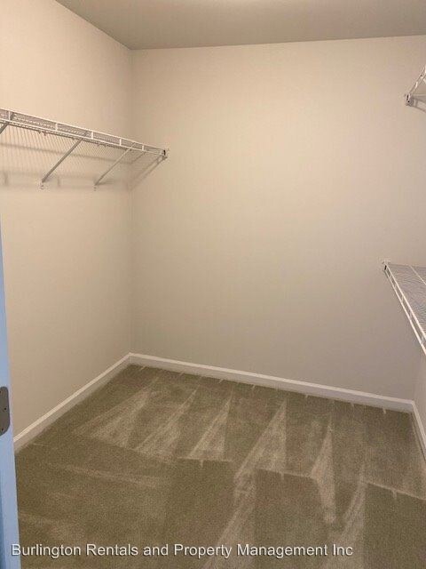Building Photo - 4 br, 2.5 bath House - 252 Brassfield Dr.