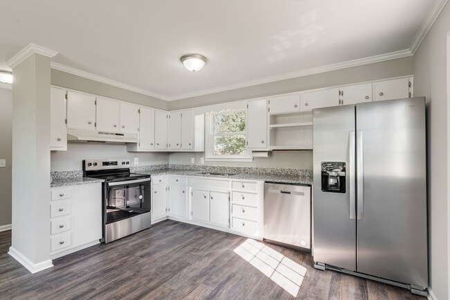 Building Photo - For Lease - 4 Bed, 1.5 Bath, 1584sqft Single Family Home, Lebanon