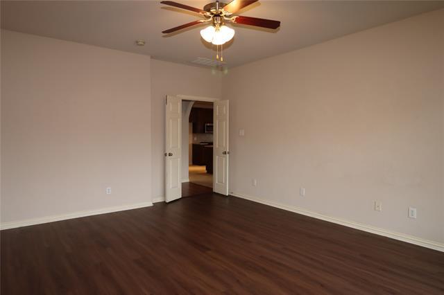 Building Photo - 3014 Pinecrest Dr