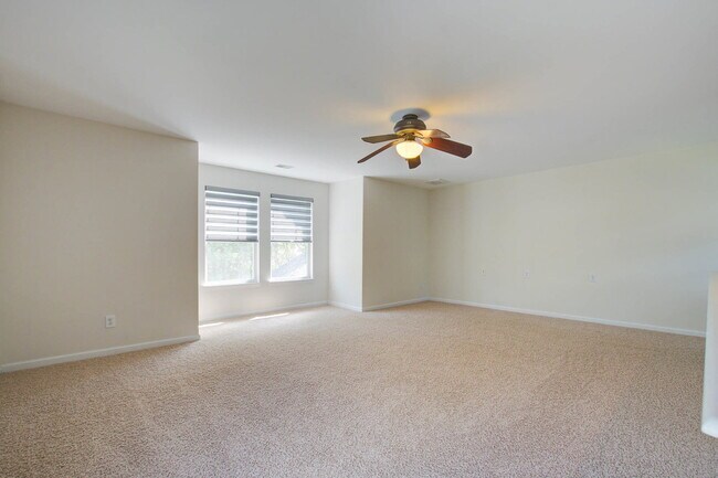 Building Photo - 2217 Daniel Island Dr