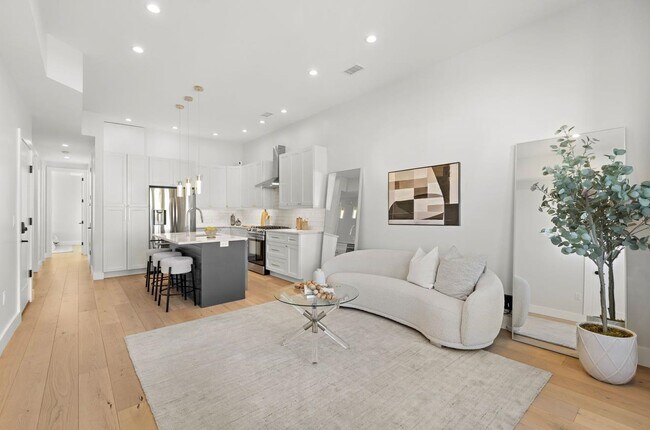 Building Photo - 2602 Palisade Ave