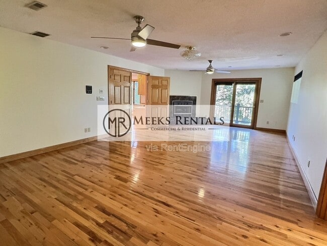 Building Photo - 30 Bridlewood Rd