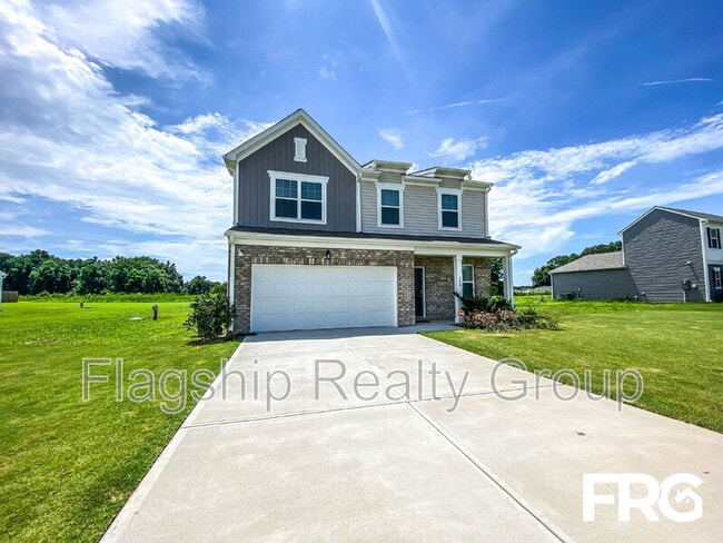Primary Photo - 300 Kenison Way