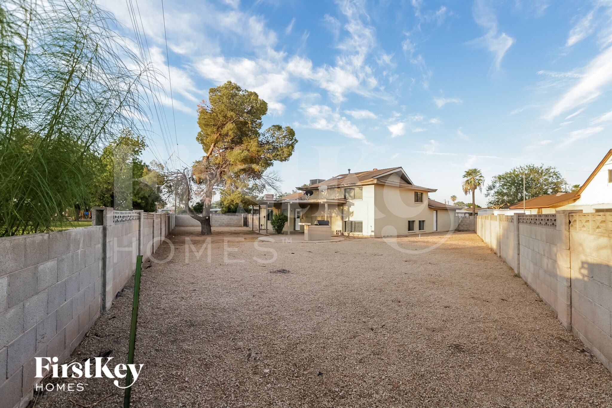 Building Photo - 4501 S Forest Ave