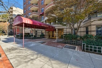 Building Photo - 1401 17th St NW