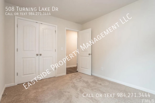 Building Photo - 508 Turning Lk Dr