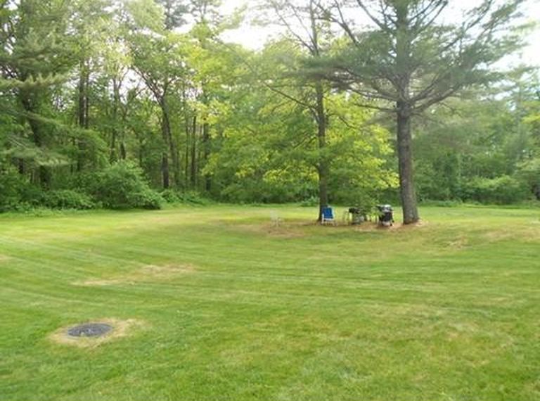 Building Photo - 870 Haverhill St