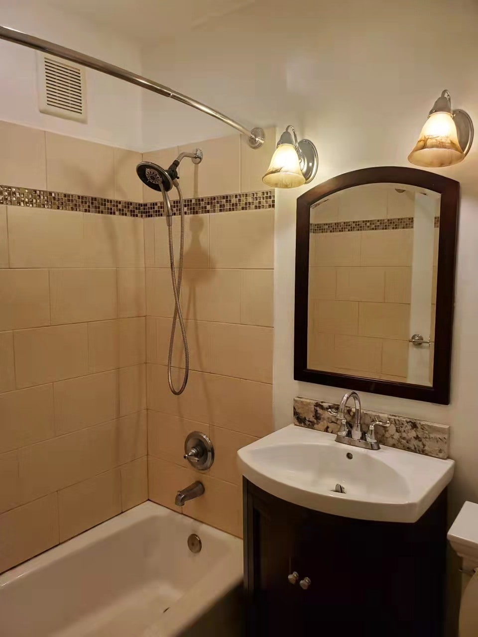 Building Photo - 2534 73rd St