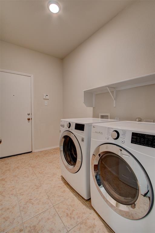 Building Photo - 3129 Montserrat Creek Dr
