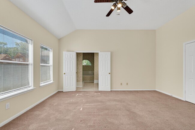 Building Photo - 4227 Meadowchase Ln