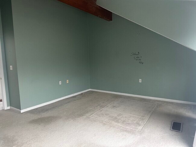 Building Photo - 154 Quincy Shore Dr