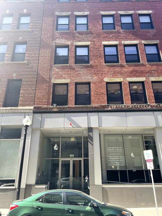 Building Photo - 111 Beach St