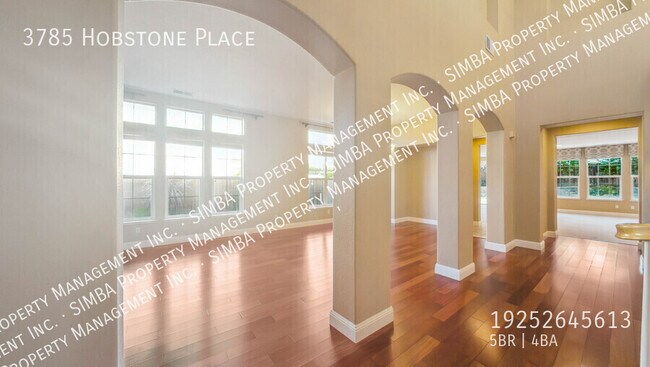 Building Photo - 3785 Hobstone Pl