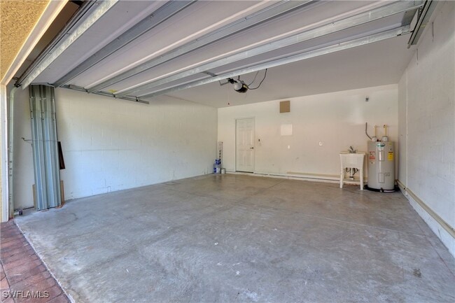 Building Photo - 15108 Summit Pl Cir