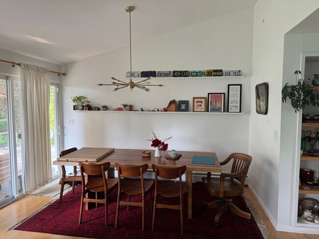 Building Photo - large modern home with big backyard, peace...