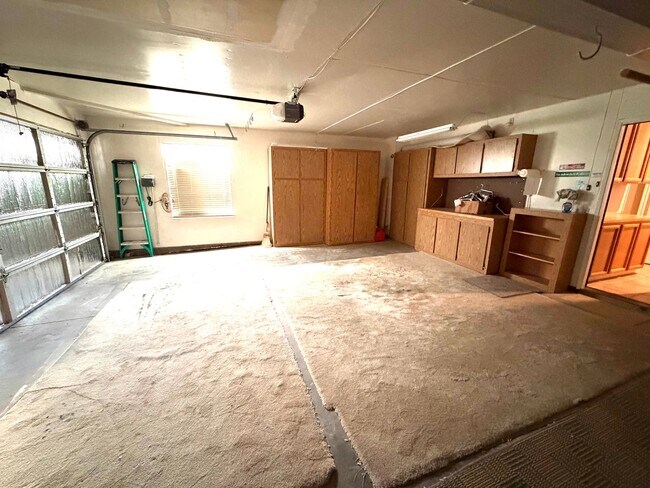 Building Photo - Beautiful 2-Story Home in the highly sought after Stanford Ranch community!