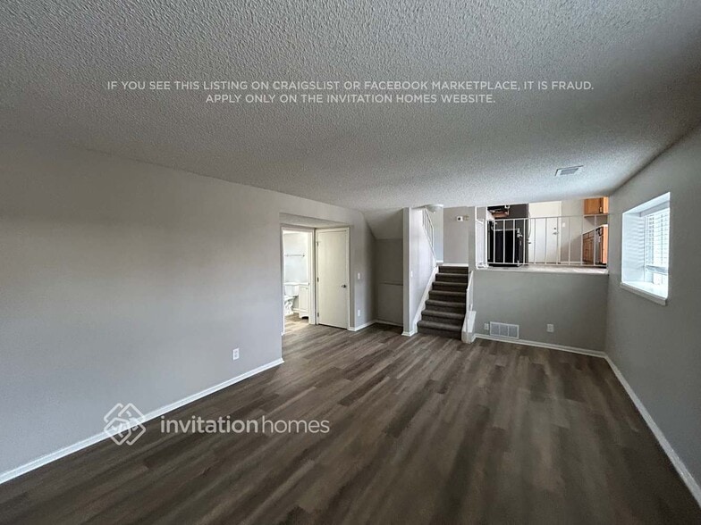 Building Photo - 4445 E 93rd Dr