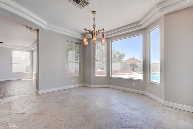 Building Photo - 8408 Bay Point Dr