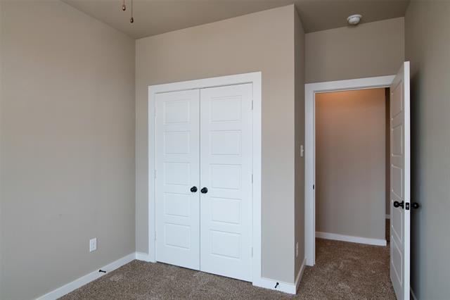 Building Photo - 604 Harvest Moon Dr