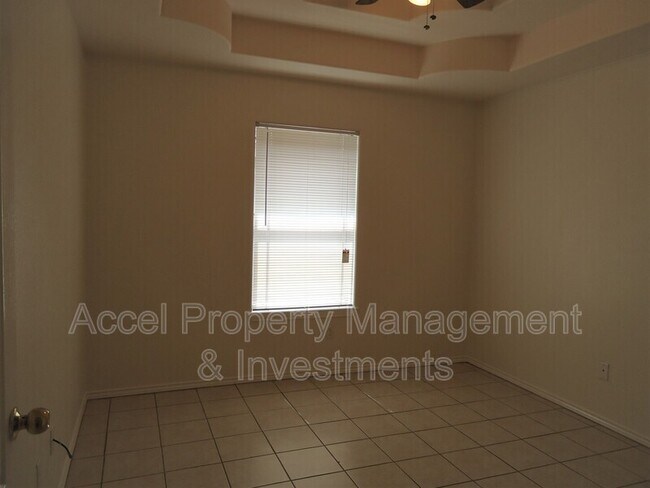 Building Photo - 1803 S Ironwood St