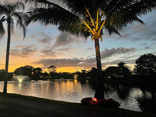 Building Photo - 13772 Sand Crane Dr