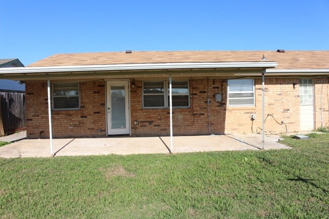 Building Photo - 313 SW 72nd St