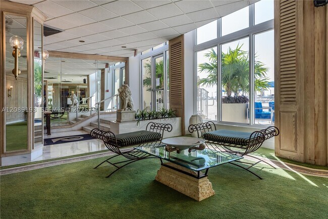 Building Photo - 3180 S Ocean Dr