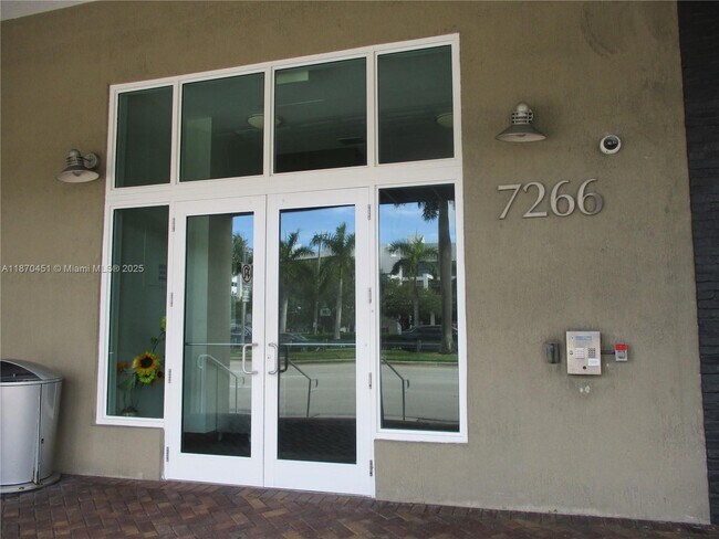 Primary Photo - 7266 SW 88th St