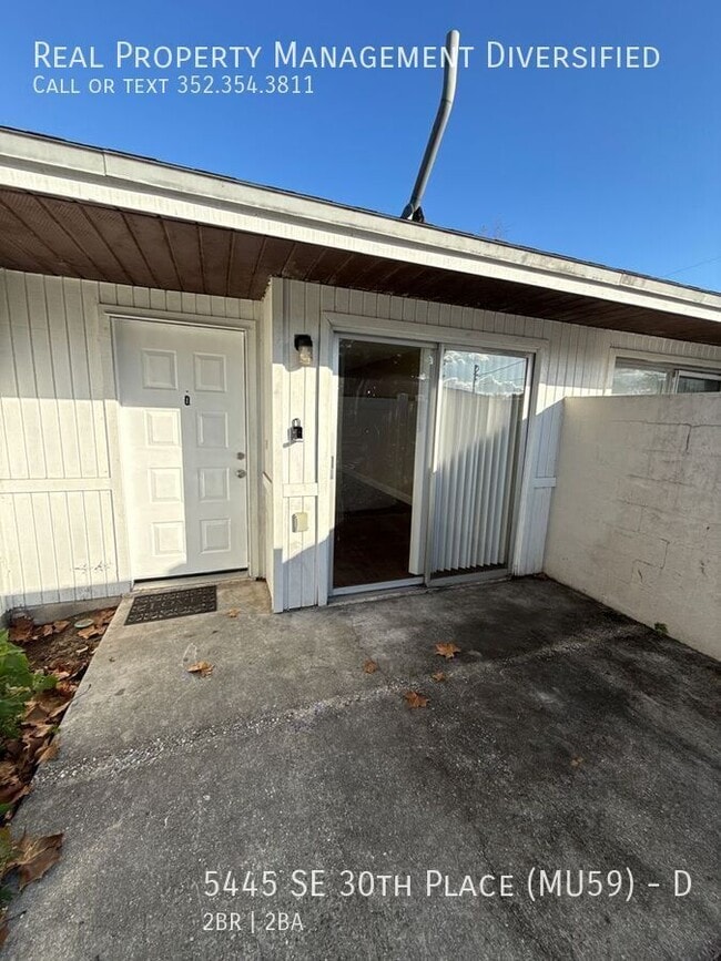 Building Photo - 5445 SE 30th Pl