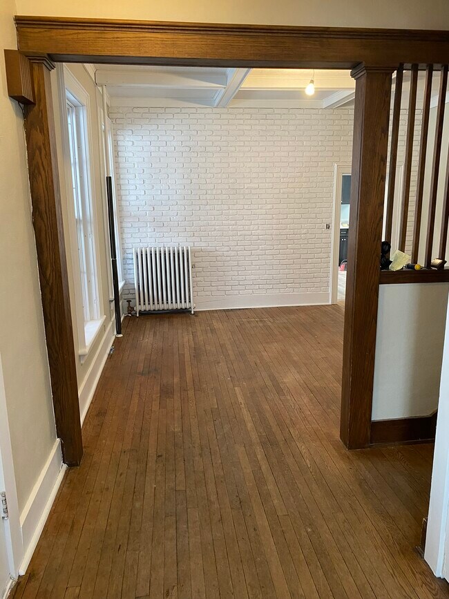 Building Photo - 204 Carroll St