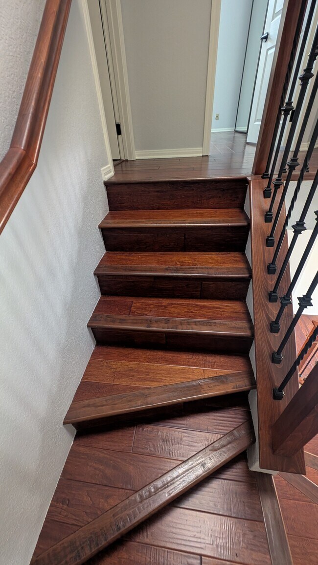 Building Photo - 10140 Palm Glen Dr