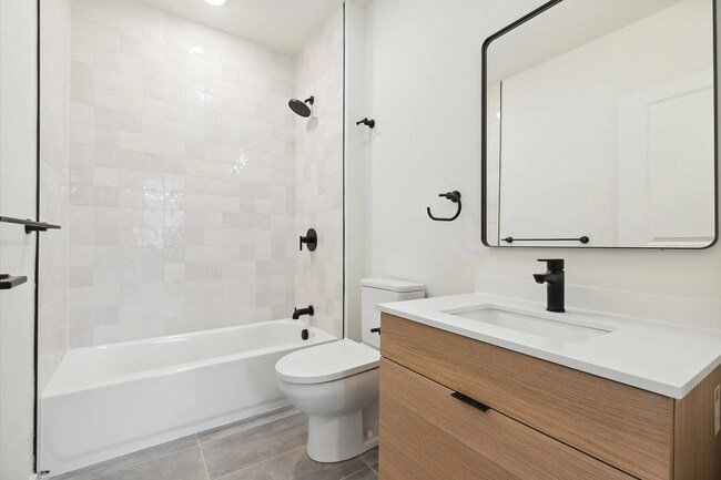 Building Photo - 245 N 12th St