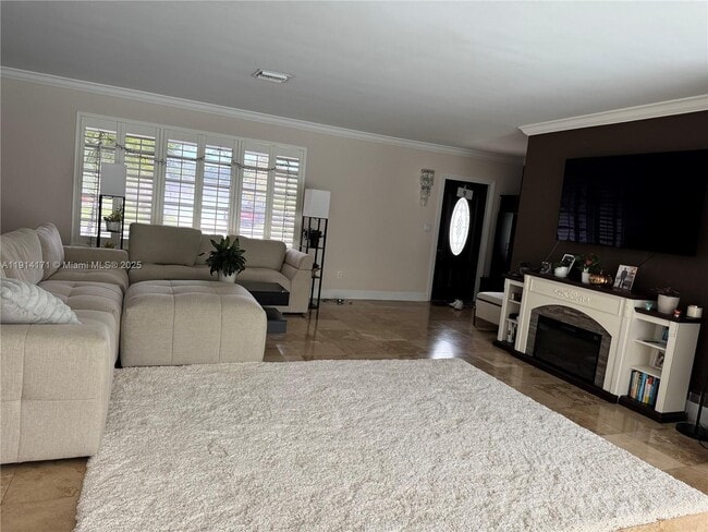 Building Photo - 13451 SW 74th Ave