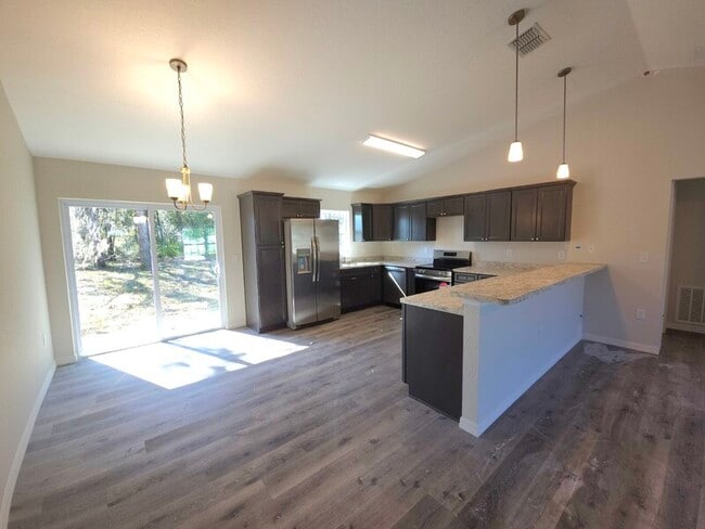 Building Photo - 5614 Pecan Rd