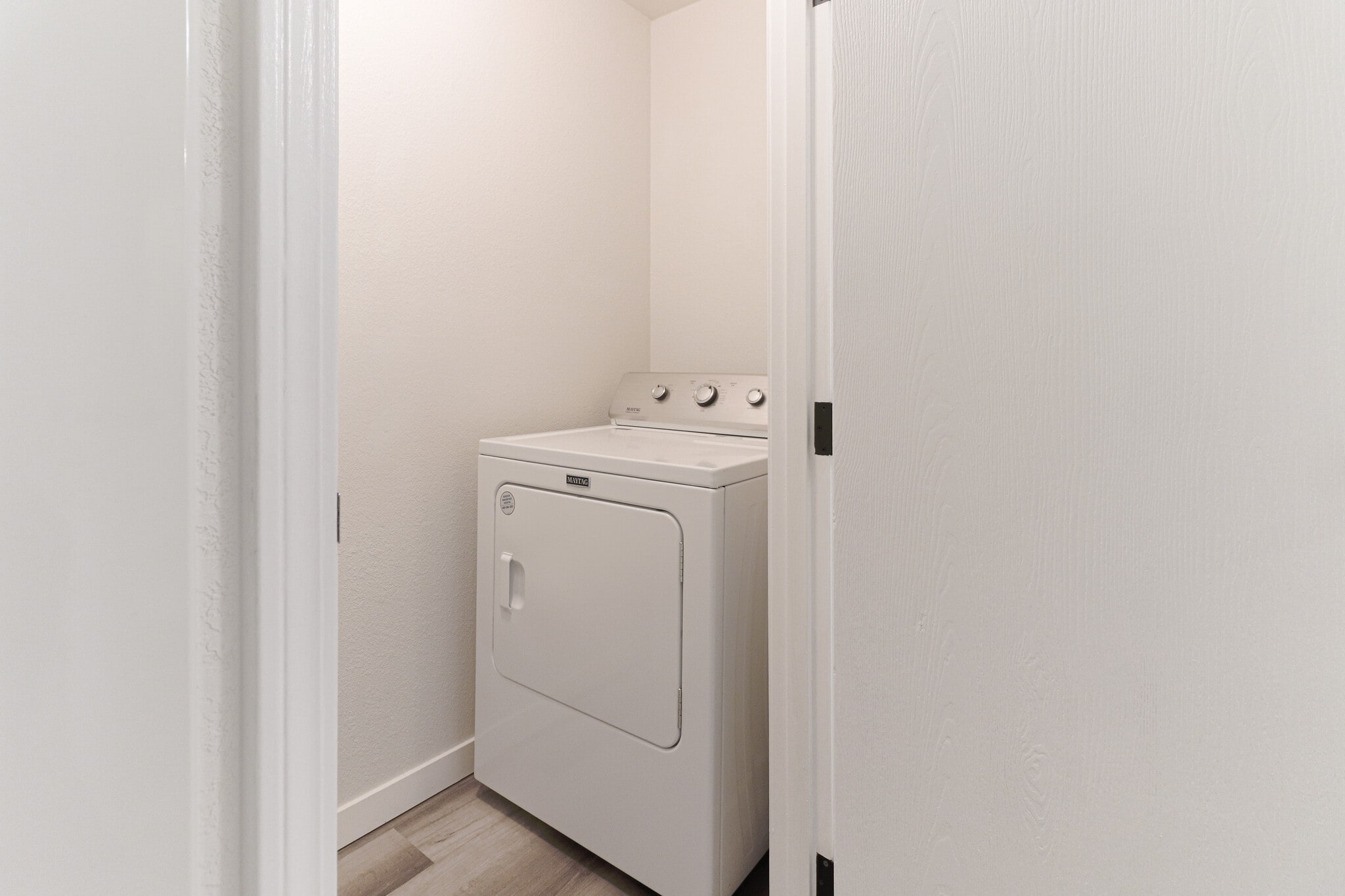 Building Photo - 8202 Mentra St