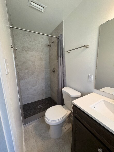 Building Photo - 3238 NW 52nd Pl