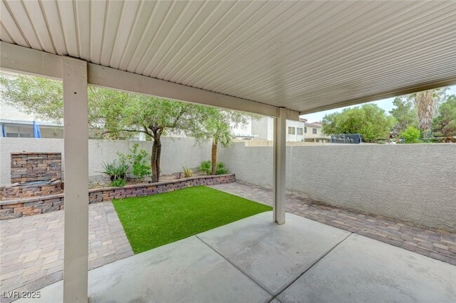 Building Photo - 10204 Lemon Thyme St