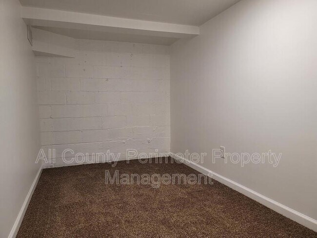 Building Photo - 4336 Hickory Wood Ln