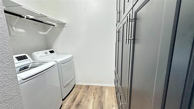 Building Photo - 2129 Brenham Dr