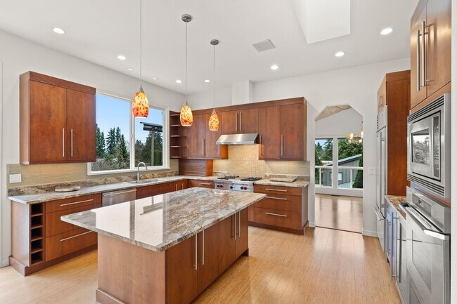 Building Photo - Just Reduced and READY NOW!! - Amazing Sce...