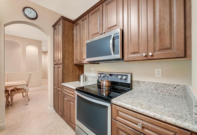 Building Photo - 9786 Midship Way