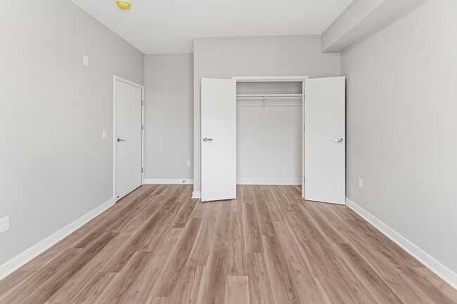 Building Photo - 475 Communipaw Ave