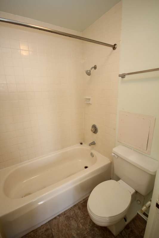 Building Photo - Kukui Plaza- Diamond Head Tower-1 Bedroom,...