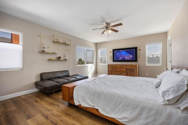 Building Photo - Enjoy the view from this 4 bedroom home with solar and overlooking the lagoon in quiet neighborhood