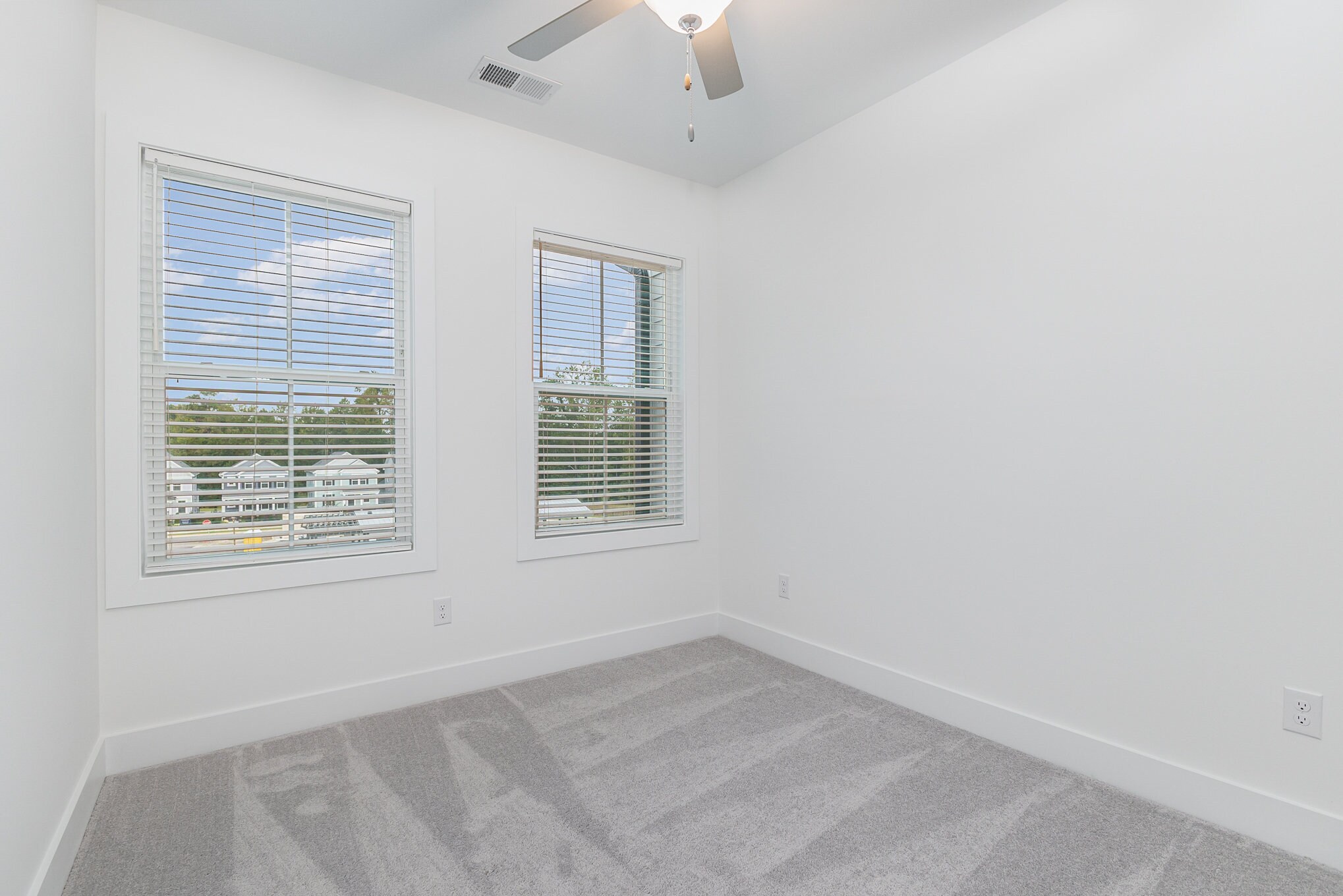 Secondary bedroom #4 - 514 Billingshurst Way