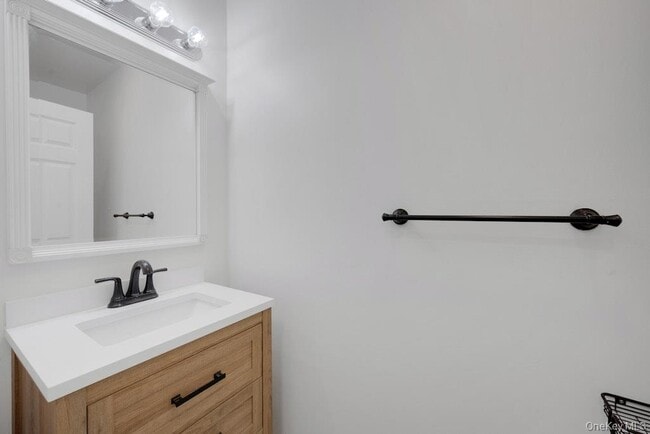 Building Photo - 38 Beekman Ave