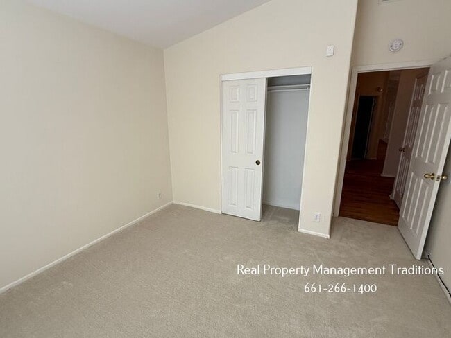 Building Photo - Fabulous Home in Stallion Meadows, Acton