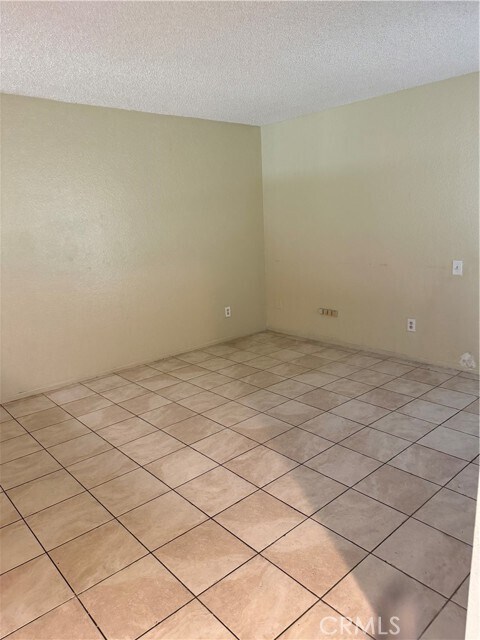 Building Photo - 1325 Solera Ln