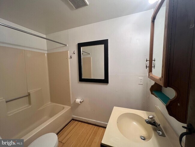 Building Photo - 7606 Woodyard Rd