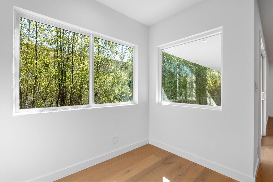 Building Photo - 1127 16th St